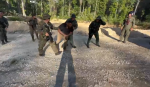 Fanb detuvo a dos sujetos que atacaron a punta de balazos a militares en Bolívar (VIDEO)