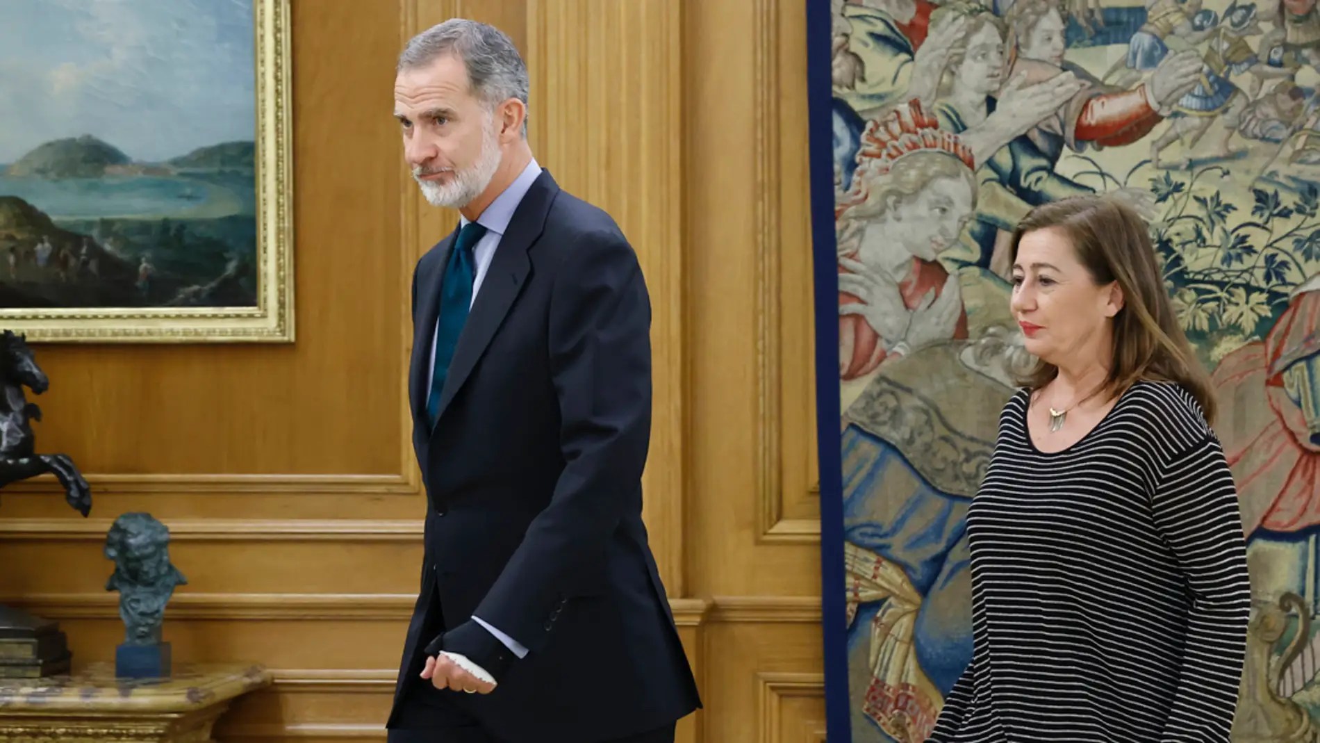 El rey Felipe VI pide a los políticos “una España sólida y unida, sin divisiones ni enfrentamientos”