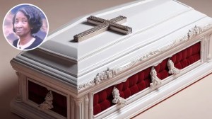 La indignación de una familia contra una funeraria que cometió un error y quiso cobrar más para corregirlo