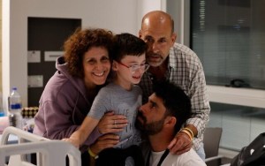 La tragedia de la familia Munder, liberada por Hamás: dos abuelos, madre e hijo secuestrados y un hermano asesinado