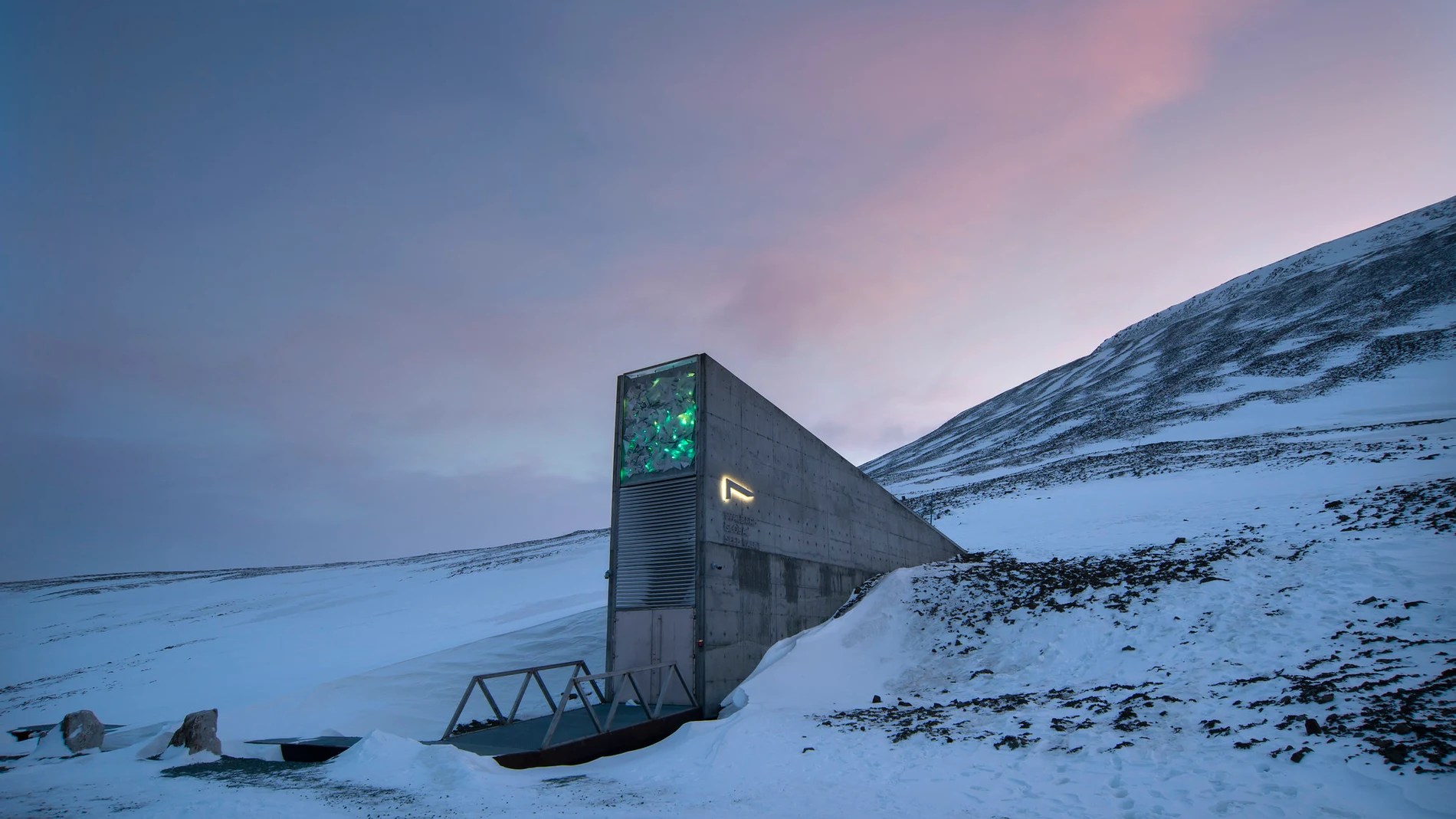 Así es la “Bóveda del Fin del Mundo”, la construcción del Ártico que es vital para la supervivencia del ser humano
