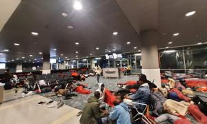 Gobierno colombiano descarta una crisis migratoria por tránsito de africanos por aeropuerto de Bogotá