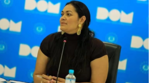 Quién es Claudia Juana Rodríguez, la tesorera de la familia Bukele que asumió como presidenta de El Salvador por seis meses