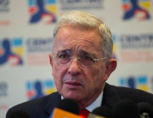 Argentina abre investigación contra Álvaro Uribe Vélez (Detalles)