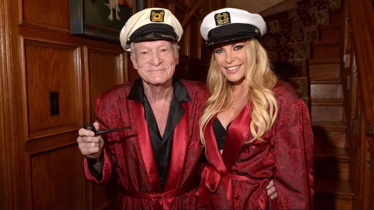 Hugh Hefner's widow told how she lived Christmas at the Playboy Mansion