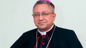 Persecución en Nicaragua: la policía de Daniel Ortega detuvo a un obispo
