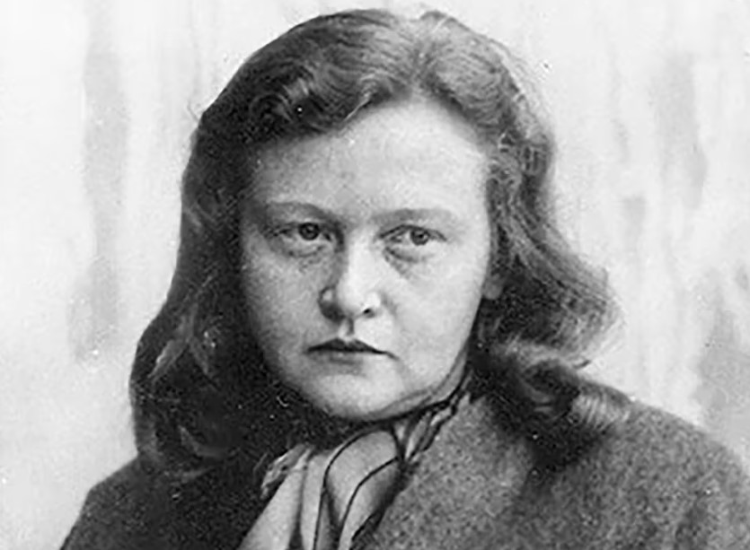 La vida de Ilse Koch, la más sádica de las criminales nazis: organizaba orgías y guardaba piel de sus víctimas