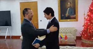 Canciller de Maduro y embajador chino conversaron sobre “la paz en la región”