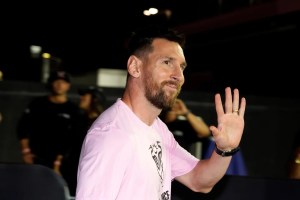 La inesperada noticia que recibió Lionel Messi mientras disfruta de sus vacaciones