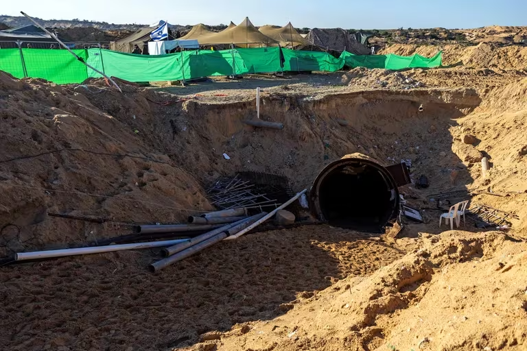 Israel encontró túneles bajo la Franja de Gaza que comenzaban en casas de terroristas de Hamás (FOTOS)