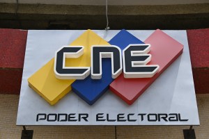 Chavismo entrega su propuesta de calendario electoral ante el CNE