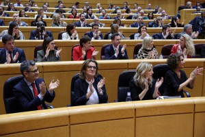 Primera gran votación de la legislatura en España evidencia fragilidad de apoyos a Pedro Sánchez