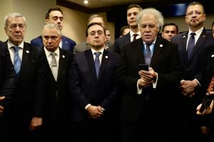 La OEA y la UE pidieron al Congreso de Guatemala que le entregue el poder a Bernardo Arévalo