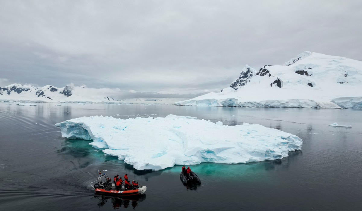 Misión colombiana a la Antártida analiza huellas del cambio climático