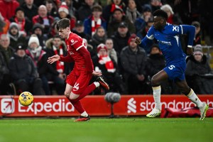 Conor Bradley lideró goleada del Liverpool frente al Chelsea