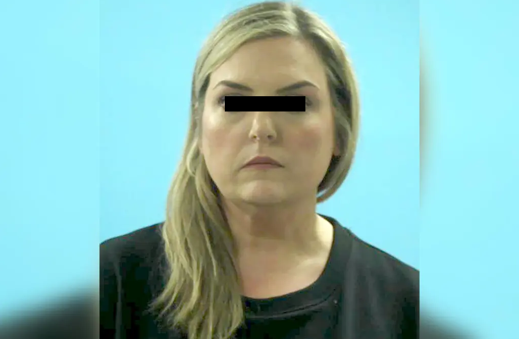 “Teacher of the Year” arrested for having affair with underage student for two years