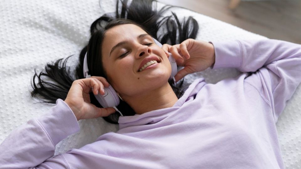 Science Confirms: Listening to This Song Reduces Anxiety by 65%… “Like Taking Medicine”