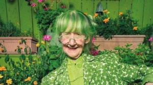 The Green Lady, la neoyorquina que se viste de verde desde hace más de 20 años y es VIRAL en redes