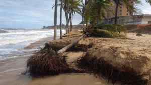 Playas y vías de Puerto Píritu en riesgo por fenómenos marinos