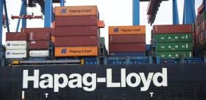 La naviera alemana Hapag-Lloyd evitará otra semana más navegar por el mar Rojo