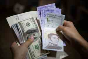 Propuesta de incremento del salario mínimo a 200 dólares tiene sustento macroeconómico, según economista