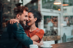 La técnica de seis minutos que puede mejorar o salvar tu relación, según la psicología
