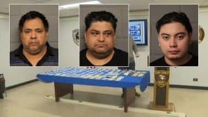 Les prometían permiso de trabajo: arrestan a tres hispanos de Chicago por vender documentos falsos a migrantes