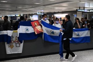 Un año del vuelo de la libertad: ¿Qué fue de los 222 nicaragüenses desterrados a EEUU?