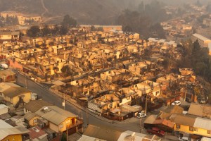 Cifra de fallecidos asciende a 64 tras incendios forestales más letales en una década en Chile
