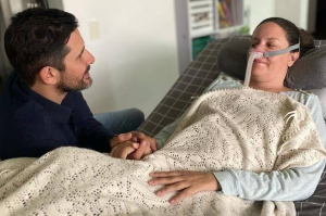 “Muy conmovida y con alivio”: Paola Roldán sobre fallo que da paso a la eutanasia en Ecuador