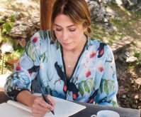 Venezolana Lorena Godoy publica su segundo libro “The Nine: 9 Códigos de Luz”