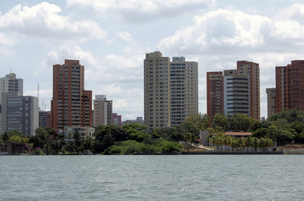 Entre parques y pobreza: la compleja realidad económica de Maracaibo