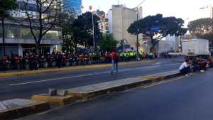 Así se encuentra Chacaíto tras cierre de calles por la marcha oficialista