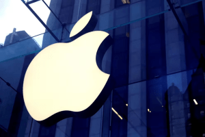 UE impuso multa récord a Apple por limitar a competidores de su aplicación de música