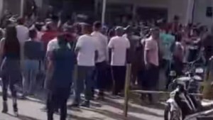 Protestan en la PNB de Socopó en Barinas con féretro de un joven al que habría matado un policía