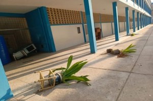 Estudiantes vandalizaron liceo en Maracaibo tras salir “raspados” en un examen (FOTOS)