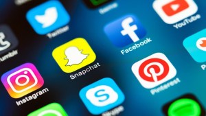 La ley que podría dejar a menores de 16 años en Florida sin cuentas en redes sociales
