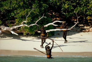 La isla paradisíaca con la tribu más aislada del mundo y en la cual los visitantes pueden ser asesinados