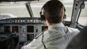 La incómoda disculpa del piloto tras retrasar un vuelo en Minnesota por un insólito motivo