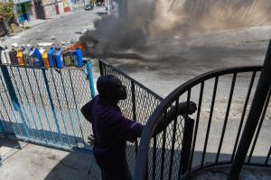 El terror y la muerte protagonizan la cotidianidad en la capital de Haití