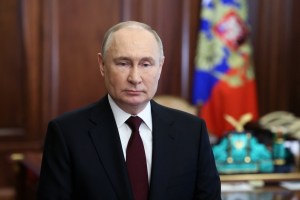 Putin exhorta a los rusos a votar para mostrar su “patriotismo”