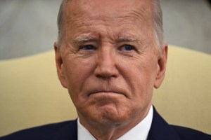 The Economist: La debilidad de Joe Biden entre los latinos amenaza su reelección