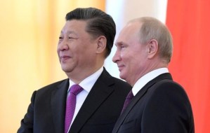 China felicita a Putin por su reelección como presidente ruso