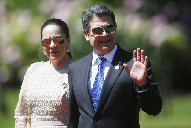 La esposa de Juan Orlando Hernández anuncia que buscará ser también presidenta de Honduras