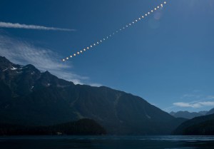 En qué se diferenciará el eclipse solar total de 2024 del de 2017