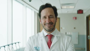 Roberto Cubeddu, el médico venezolano que hizo el primer cambio de válvula de corazón en Florida