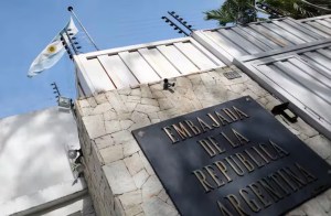 Corpoelec y su oscura jugada para dejar sin luz a la embajada argentina en Caracas
