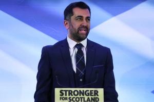 Renunció el primer ministro de Escocia, Humza Yousaf