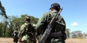 Atacan con explosivos una estación policial y una carretera del suroeste de Colombia