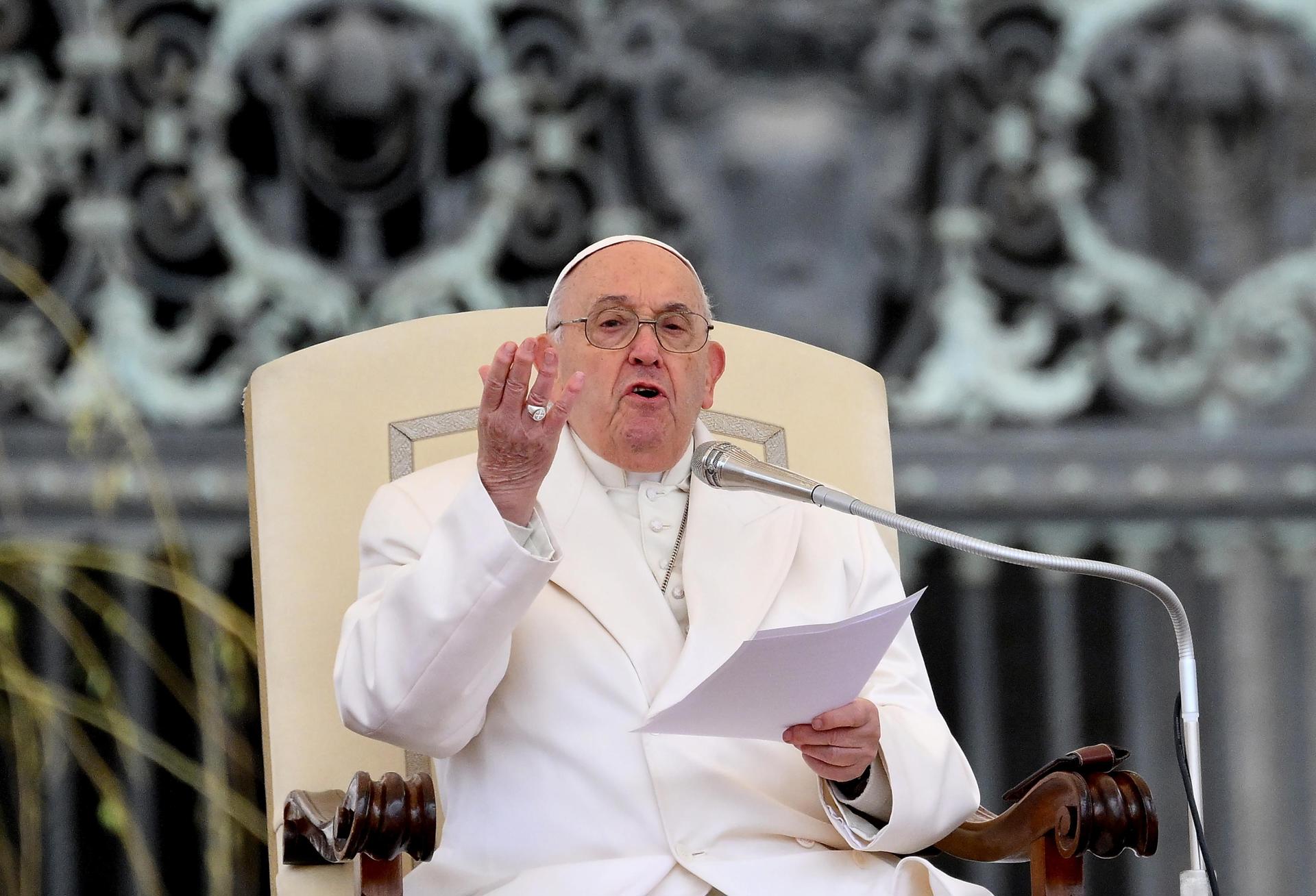 El papa Francisco pide la liberación de prisioneros de guerra y el final de la tortura “inhumana”